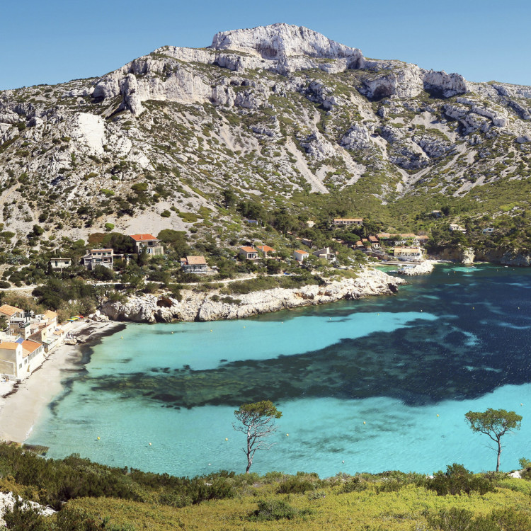 Visitez les 9 calanques en bateau au départ de Cassis