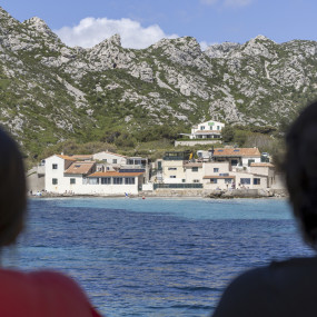 Visitez les 9 calanques en bateau au départ de Cassis